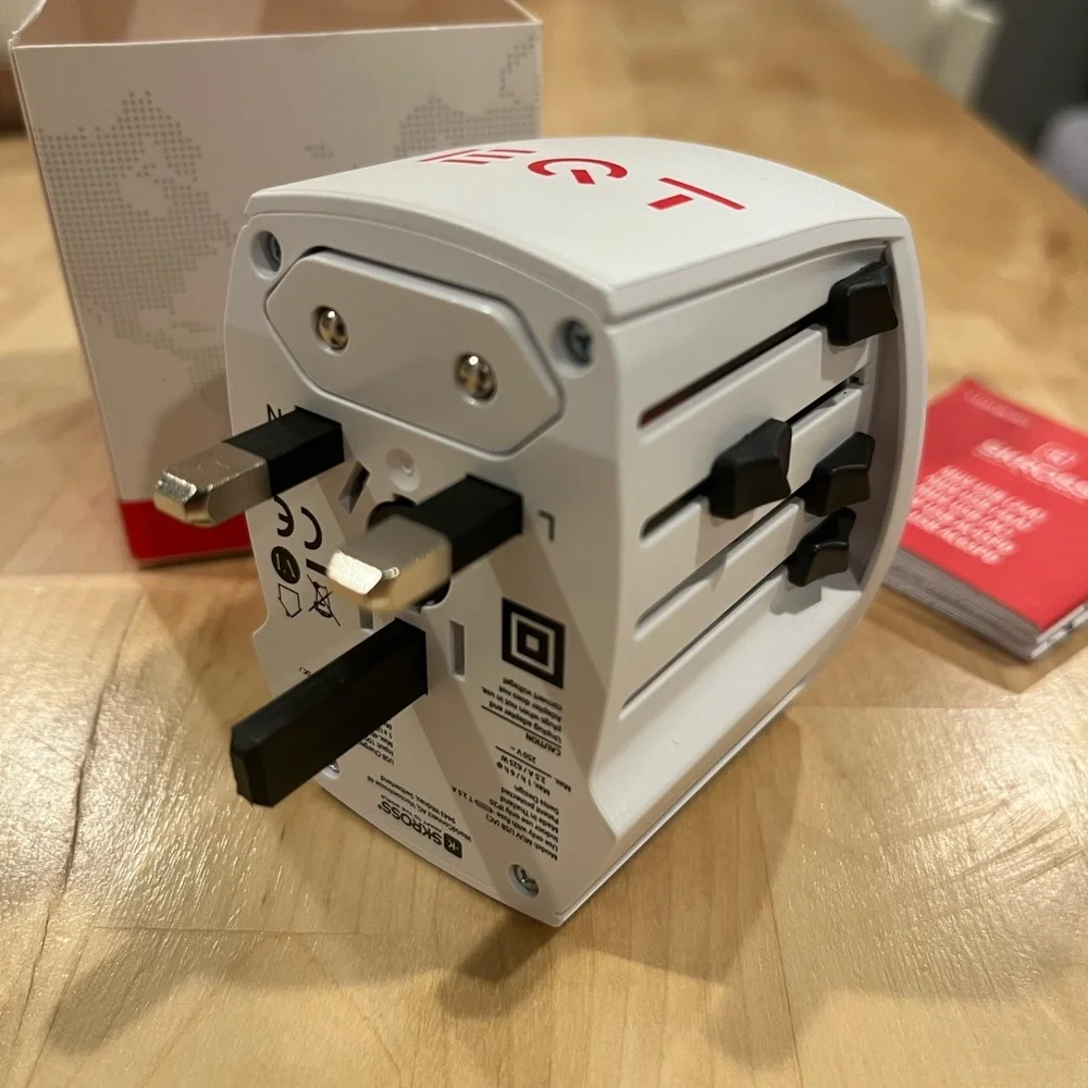 Travel charger adapter